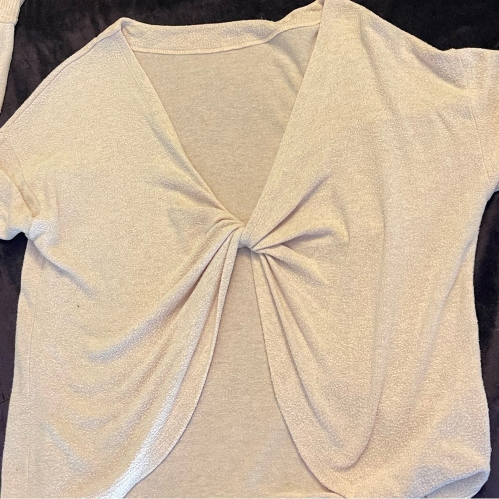 SOFT pink twist front or backless Victoria's Secret top reversible - Picture 6 of 7